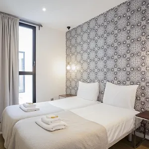 Short Group Liceu Serviced Apartament